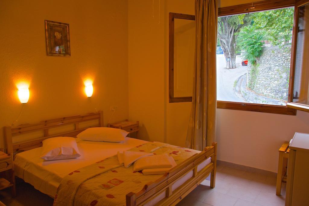 Stavroula Rooms Makrirrakhi Экстерьер фото